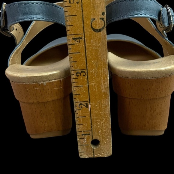 Dansko Taci Mary Jane Clogs Women’s 7 EU 37 Blue Leather Wood Cutout - Picture 8 of 13